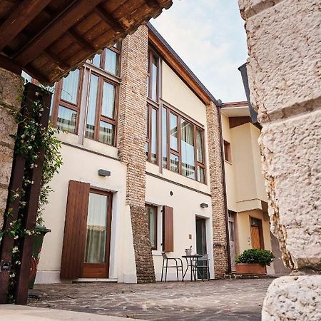 Ad Sidera Bed & Breakfast Pastrengo Exterior foto